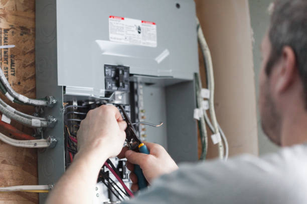 Professional Electrician in Columbus Junction, IA